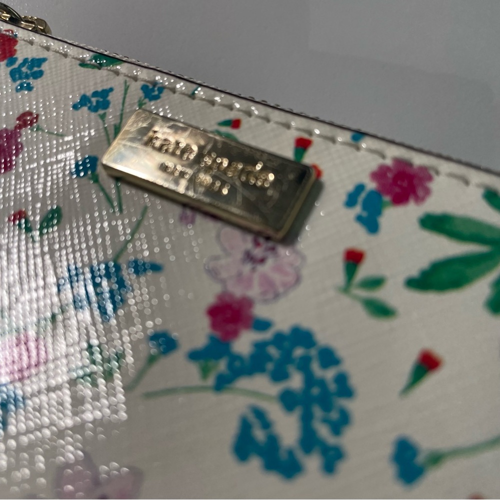 Kate Spade Gardner Street Greenhouse Bitsy Wallet | Floral Zip Card Case - Picture 4 of 4